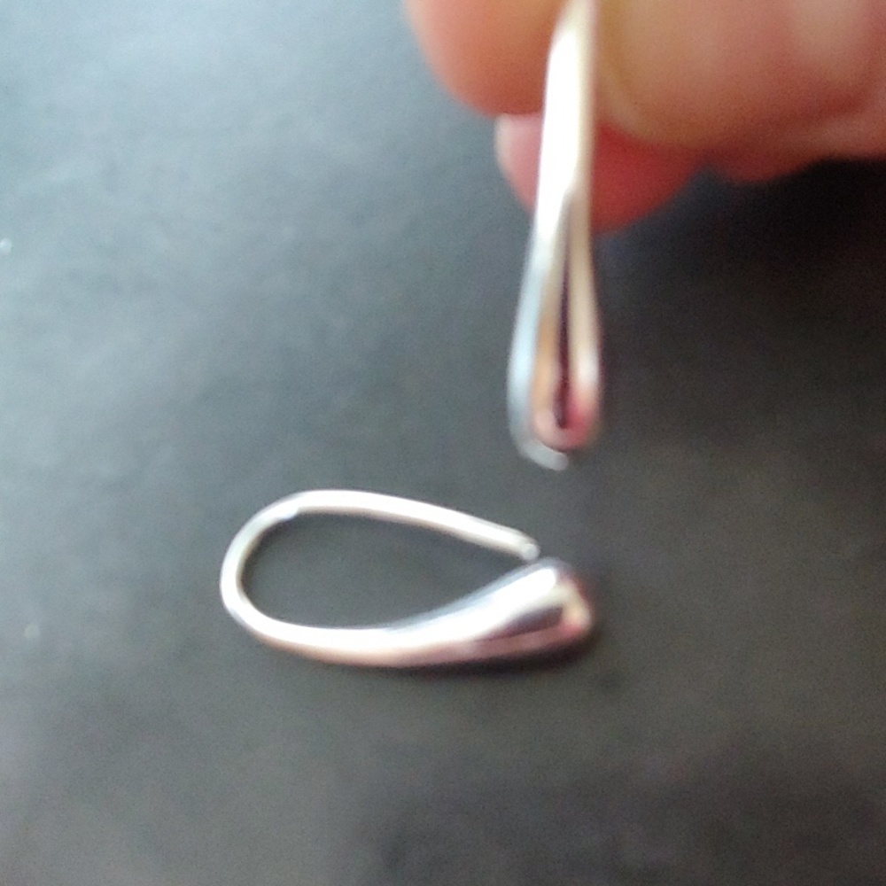 Sterling silver drop earrings - Picture 3 of 4
